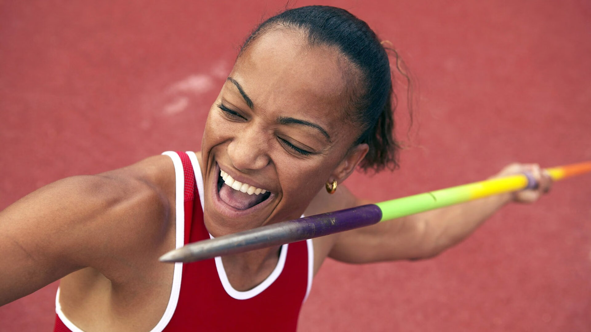 拳击项目裁判争议持续发酵，拳击比赛裁判打选手视频